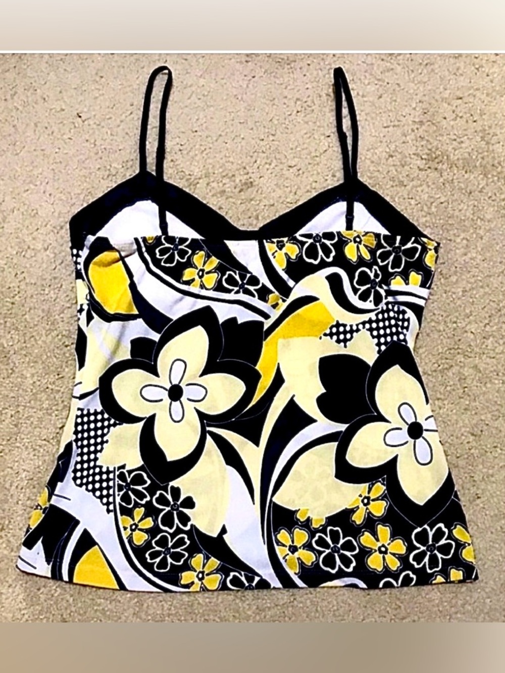 🆕🔥CHARLOTTE RUSSE BEAUTIFUL SILKY&SEXY TANKYELLOW&BLACK SILKY STRAPS&ALLAROUND - Picture 2 of 9